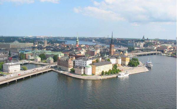 丹麥-哥本哈根公共交通型鈦金斜扶手自動(dòng)扶梯